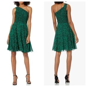 NWT Halston Heritage One Shoulder runched Dress in emerald cheetah print